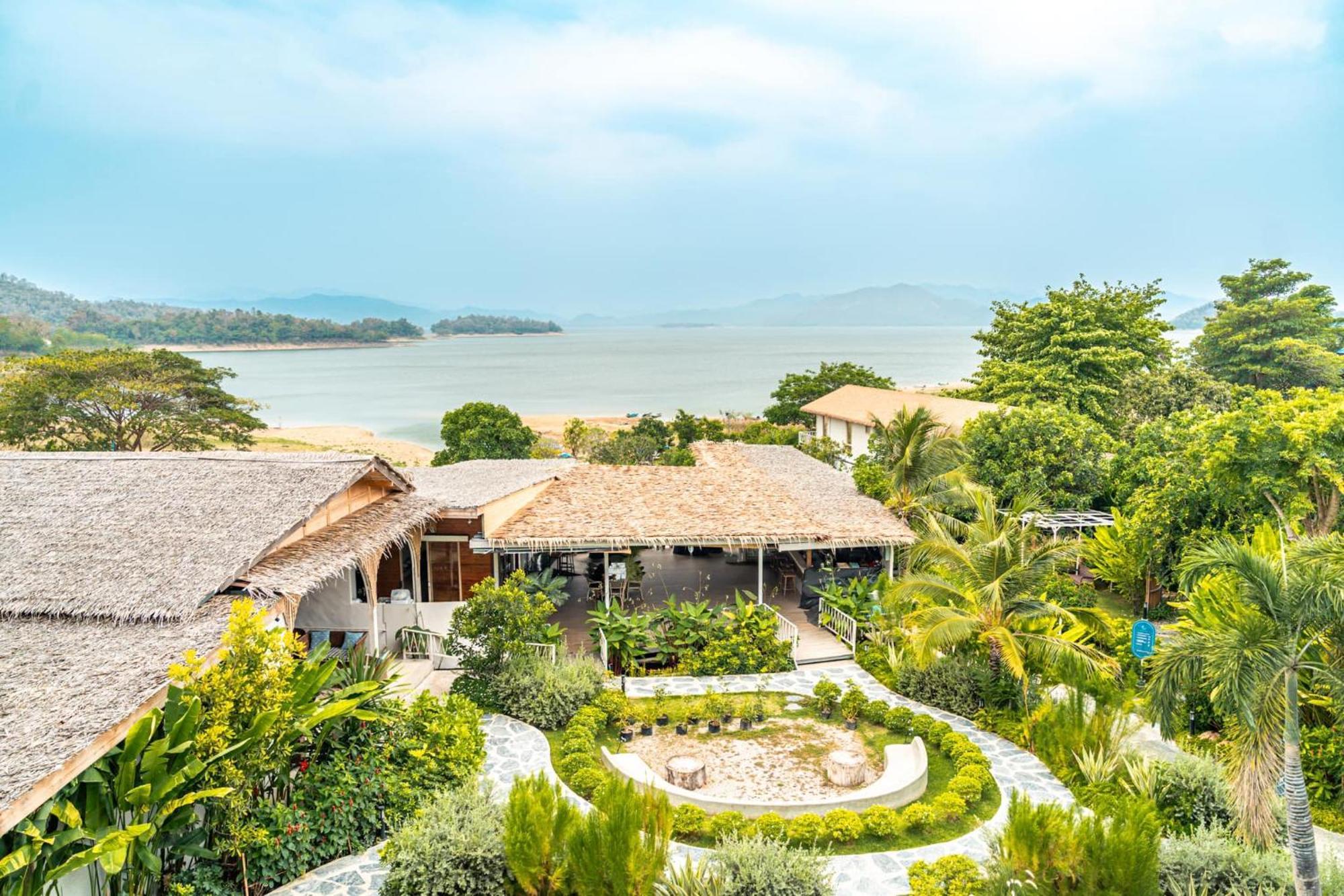 Le La Lake Resort And Spa Kaeng Krachan Exterior photo