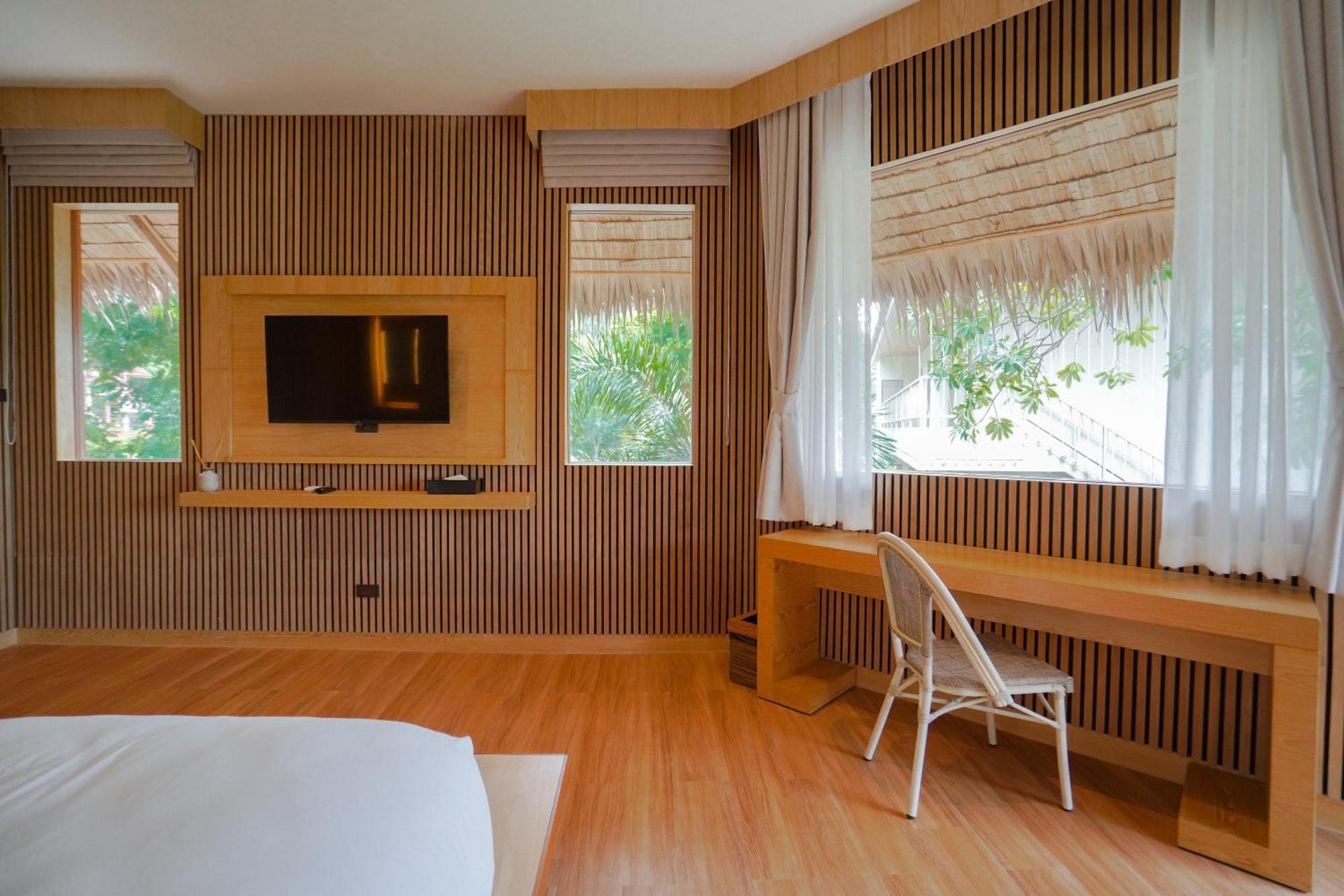 Le La Lake Resort And Spa Kaeng Krachan Exterior photo